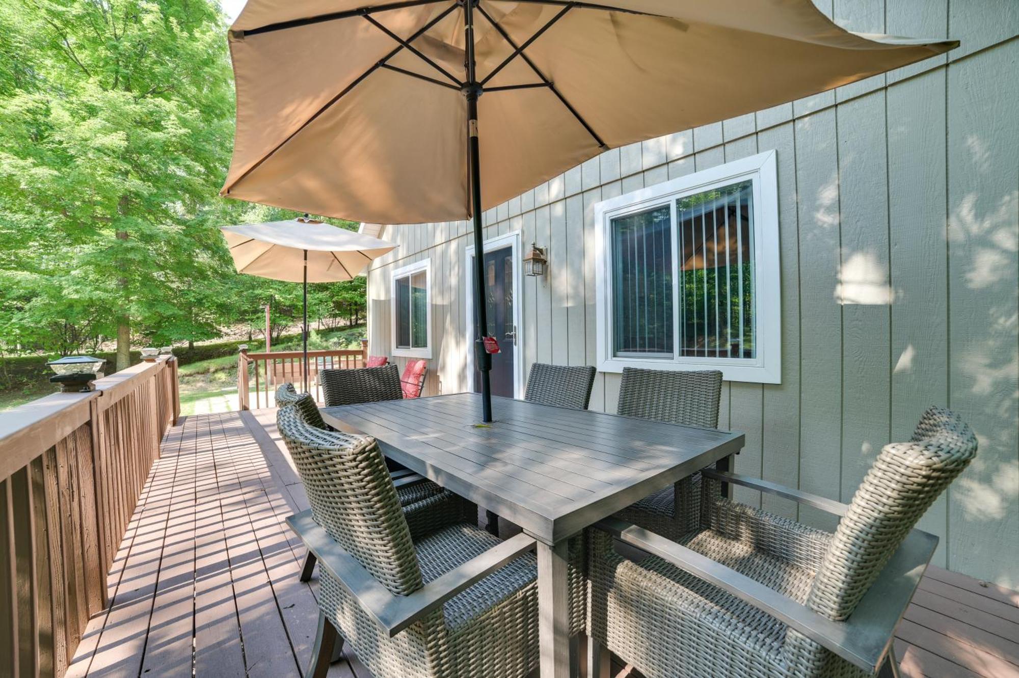 Roscommon Retreat With Deck About 1 Mile To Higgins Lake Exterior foto